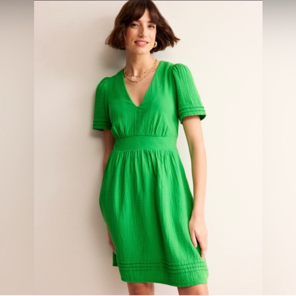 Boden 2024 Eve Double Cloth Dress in Kelly Green
